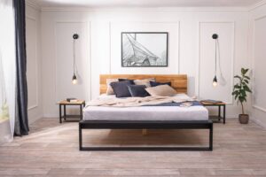 Eisenbett Tara 180x200 in Kombination aus massiver Eiche und Metall