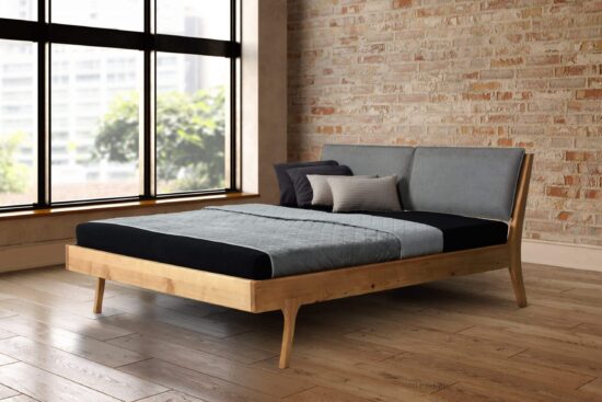 Massives Fichtenbett Bosfor 180 × 200 cm mit Stoffkopfteil