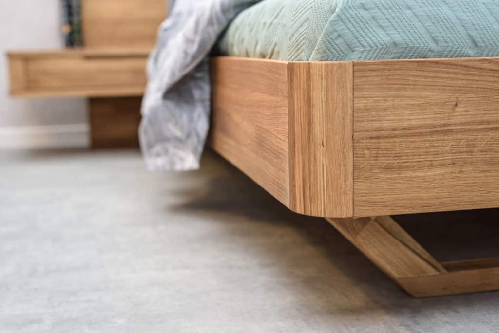 Doppelbett Livorno aus Massivholz – stilvolle Eleganz für Ihr Schlafzimmer