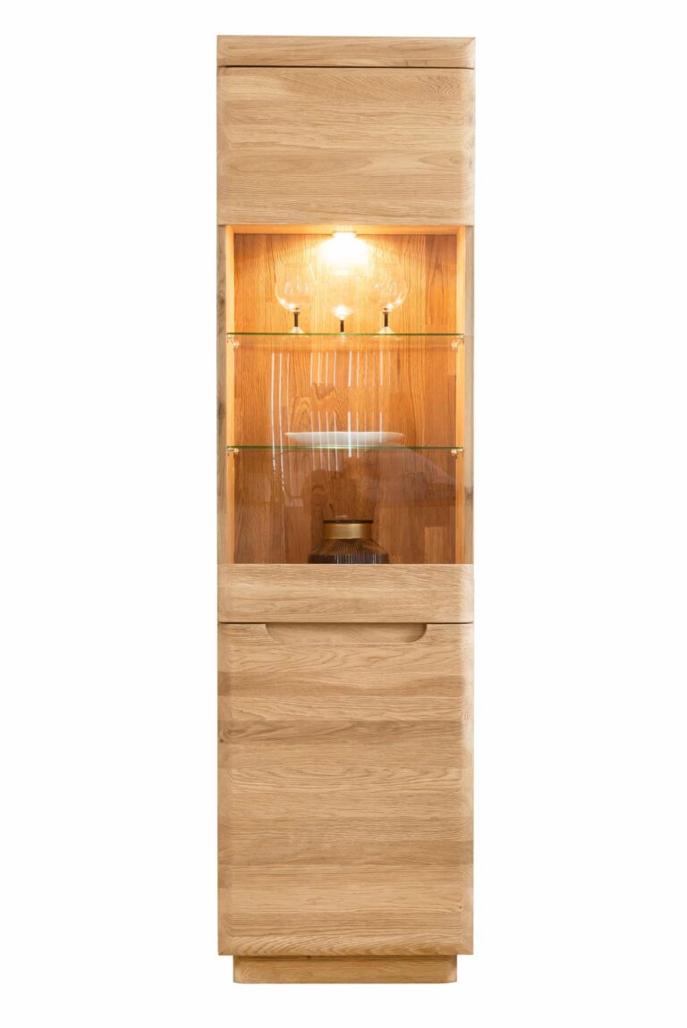 Eichenvitrine Dallas – ein perfektes Möbelstück, das durch sein elegantes Design und seine erstklassige Qualität besticht.