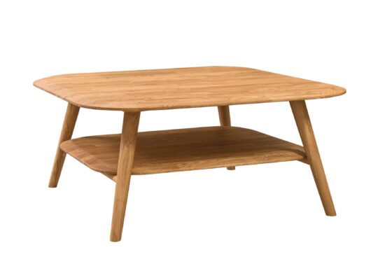Der Skandi Couchtisch aus Eichenholz mit Regal bietet Ihnen einen raffinierten Look, den Sie gerne zur Schau stellen werden.