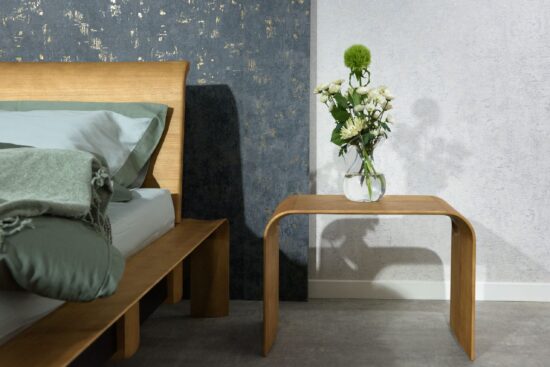 Design-Nachttisch Konstanz – gönnen Sie sich jeden Tag einen Hauch von Luxus und verschönern Sie die Zeit, die Sie in Ihrem Schlafzimmer verbringen, mit diesem Meisterwerk.