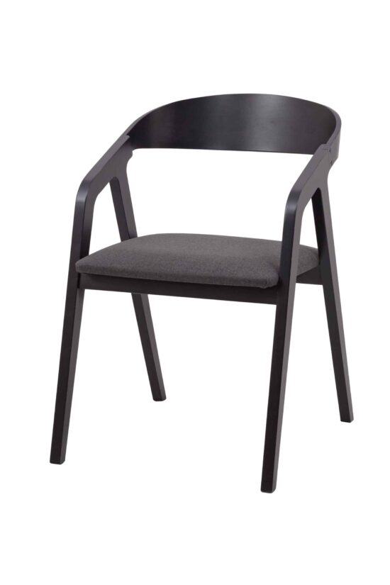 Der Freja Sessel - ein zeitloses Möbelstück verkörpert großartiges Design und Funktionalität, die die Erwartungen der anspruchsvollsten Benutzer übertrifft.