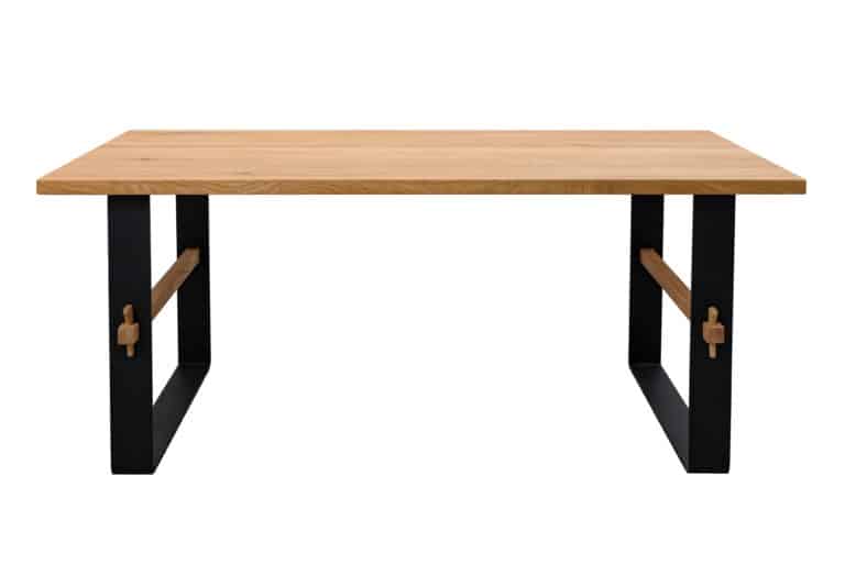 Der Esstisch Bergen aus Eiche bringt nicht nur ein funktionales Möbelstück in Ihren Raum, sondern auch eine Investition in langfristige Zufriedenheit.
