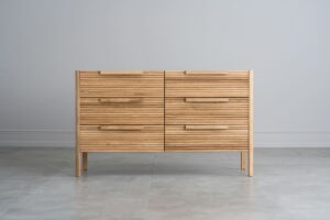 Die Kommode Barcelona 6Z ist bereit, Ihrer Einrichtung die Seele, den Stil und die Funktionalität zu verleihen, die Sie verdienen.