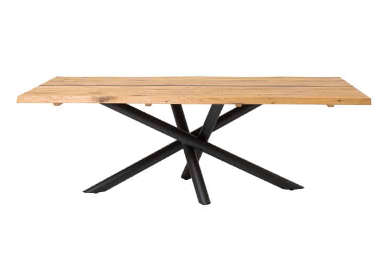 Jeder Tag mit ihm wird außergewöhnlich sein. Der Eichentisch Amber verbindet die natürliche Schönheit von Eichenholz und das moderne Design des Harzes zu einem harmonischen Ganzen, das Wärme, Stil und Persönlichkeit in Ihr Zuhause bringt.