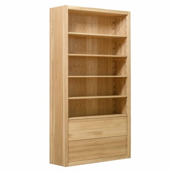 Das massive Eichen-Bücherregal Funny 31 verleiht Ihrem Interieur natürliche Eleganz und zeitlosen Stil. Dank variabler Regalböden und praktischer Schubladen mit Tip-on-System bietet es die perfekte Kombination aus Design und Funktionalität. Echtes, mit Borma Wachs Öl behandeltes Eichenholz garantiert eine lange Lebensdauer und ein einzigartiges Aussehen für jedes Stück.