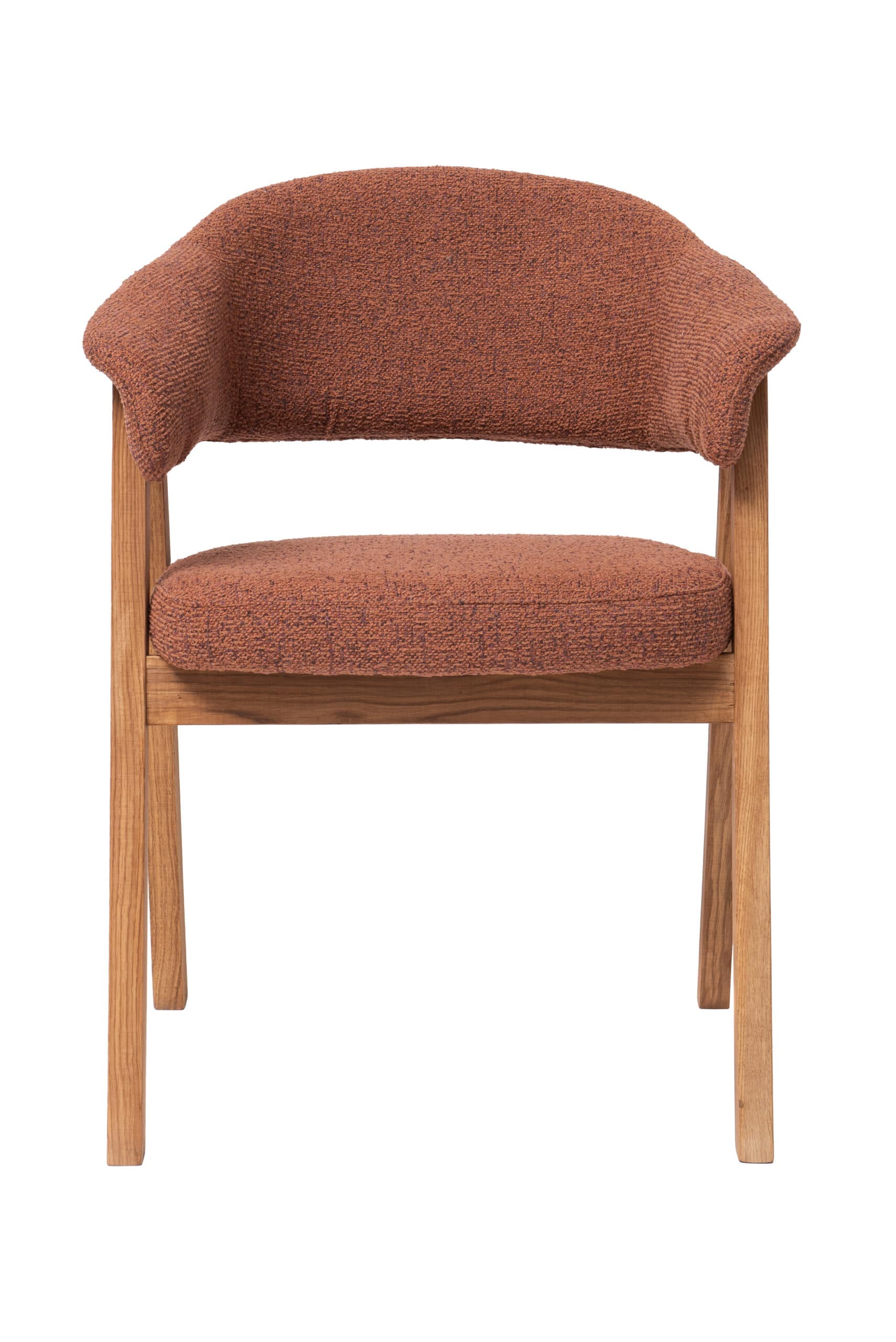 Der Eichen-Sessel Mona mit brauner Polsterung vereint massives Eichenholz, elegante braune Polsterung und hohen Sitzkomfort. Die ergonomisch geformte Sitzfläche, bequeme Armlehnen und hochwertige Verarbeitung sorgen für maximalen Komfort im Alltag. Ein warmer Braunton verleiht dem Interieur eine gemütliche Atmosphäre und zeitlosen Stil.