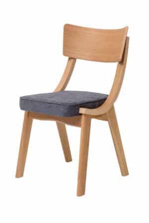 Elegante Verbindung von natürlicher massiver Eiche und zeitloser grauer Polsterung. Der Esszimmerstuhl Diran besticht durch seine elegant geformte Lehne, hochwertige Verarbeitung und eine bequeme Sitzfläche, die Komfort beim täglichen Essen garantiert. Dank des neutralen Grautons des Stoffes fügt er sich problemlos in moderne sowie klassisch gestaltete Interieurs ein.
